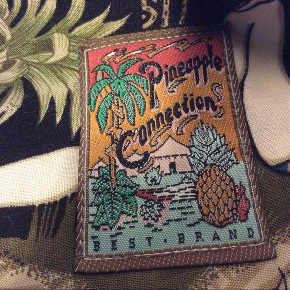 VTG Hawaiian mens shirt with Hawaiian Beauties - Picture 10 of 12